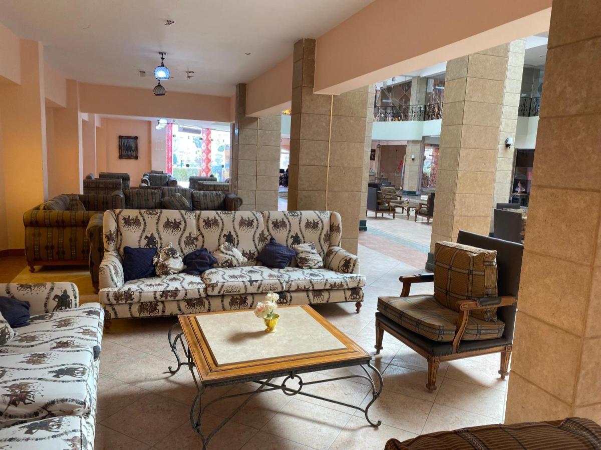 Tolip Inn Resort Fāʼid Buitenkant foto