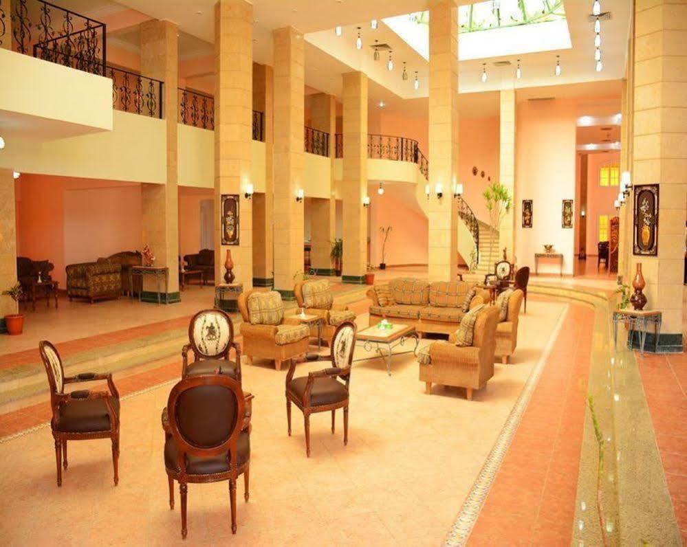 Tolip Inn Resort Fāʼid Buitenkant foto